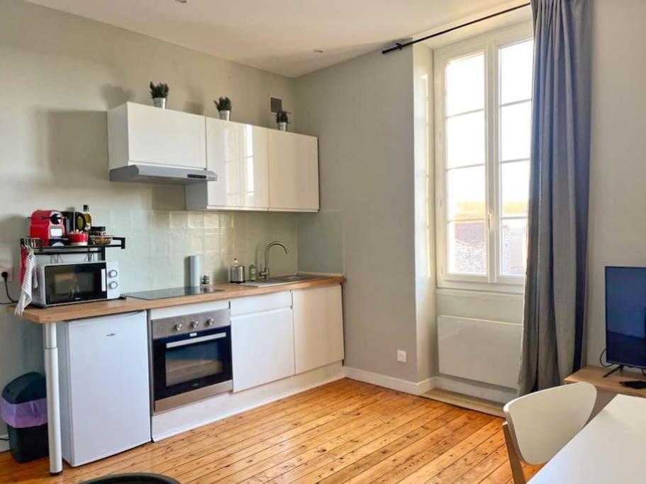 Claire - Bel Appartement T2 Lumineux Châteaurenard Exteriér fotografie