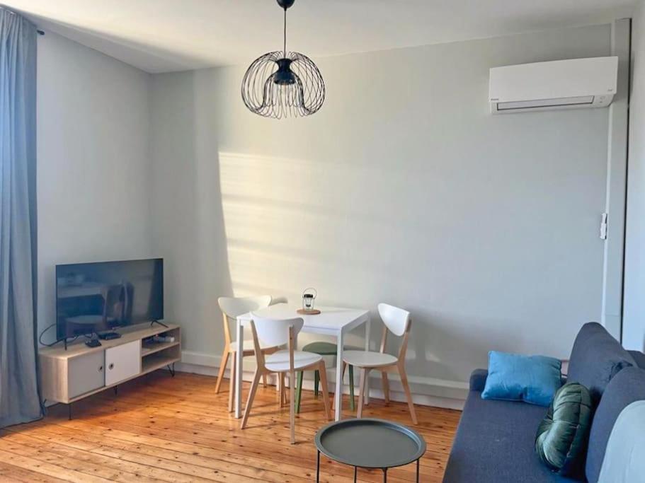Claire - Bel Appartement T2 Lumineux Châteaurenard Exteriér fotografie